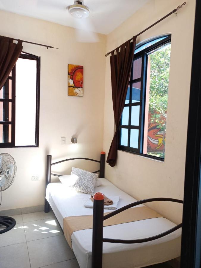 Hostal La Ermita Mérida Dış mekan fotoğraf
